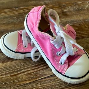 Converse All Stars. Pink. Size 7.